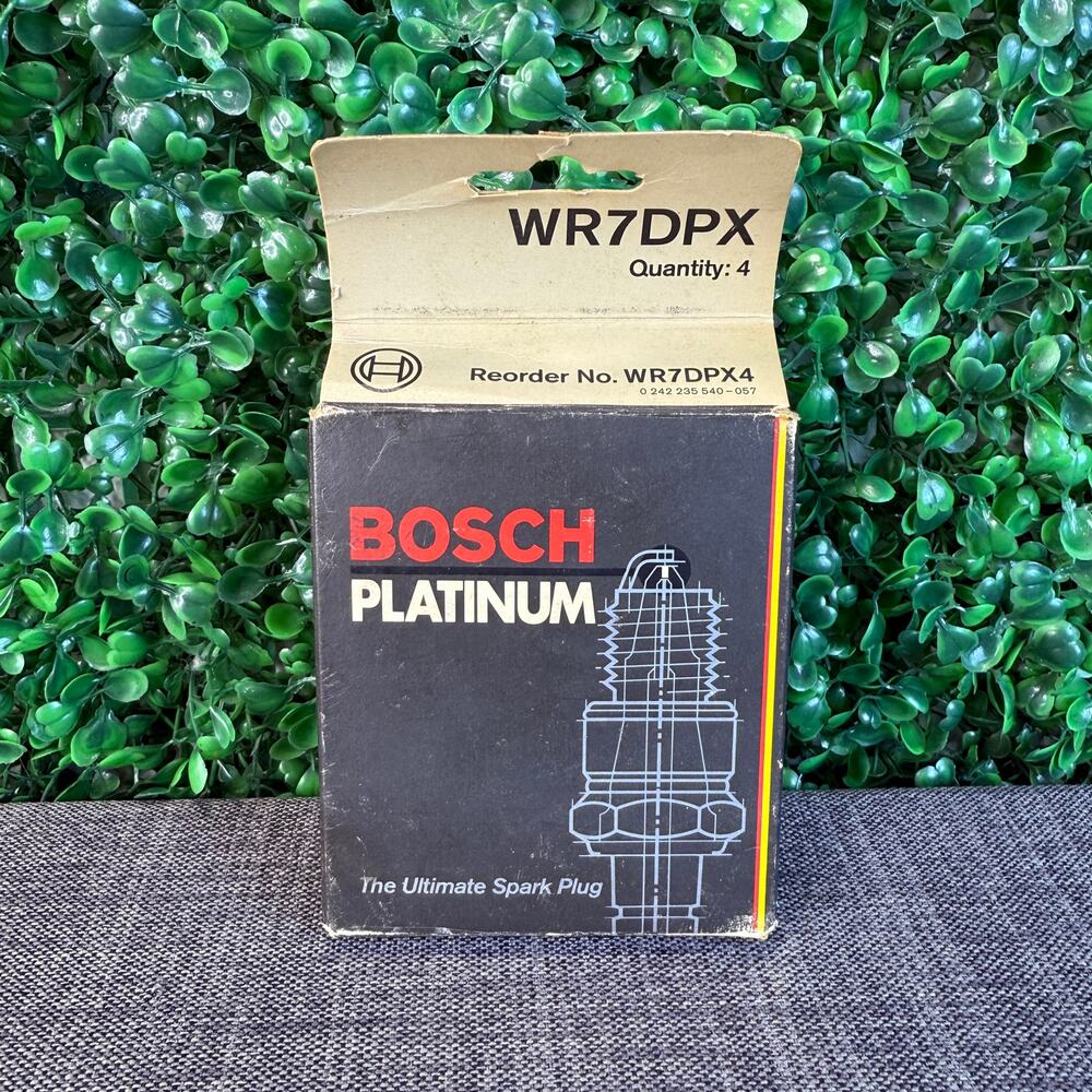 New Bosch Platinum Spark Plug WR7DPX Pack of 4